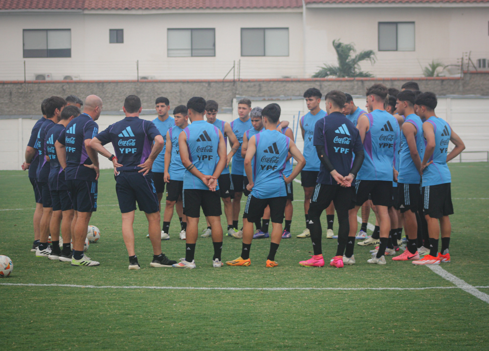 Tras el debut el Sudamericano la selección Sub 15 se entrenó en