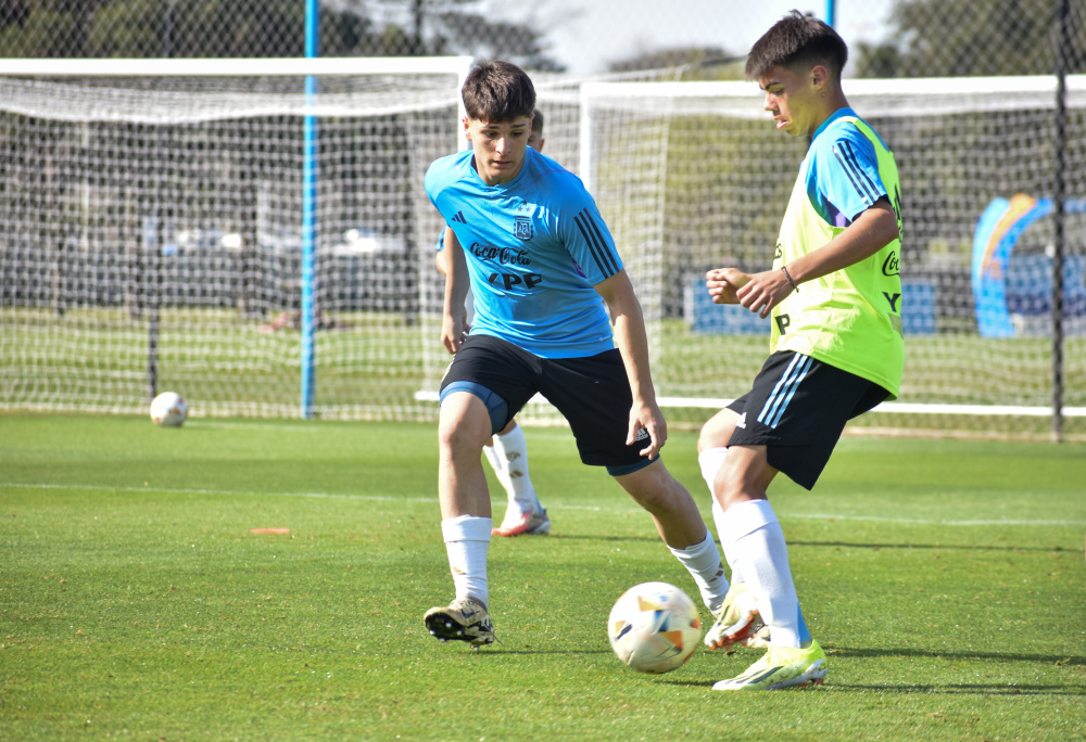 Sub 17 finalizó la semana para los convocados por Diego Placente