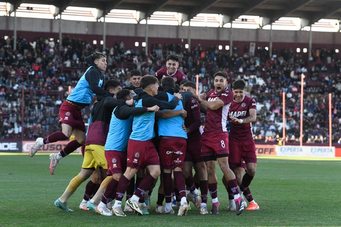Copa Proyección: Vélez y Lanús son los finalistas