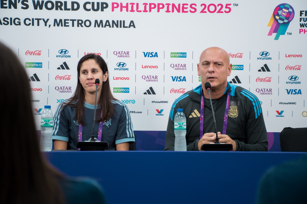 Conferencia de prensa de Nicolás Noriega y Carina Núñez en la previa de la semifinal ante Portugal