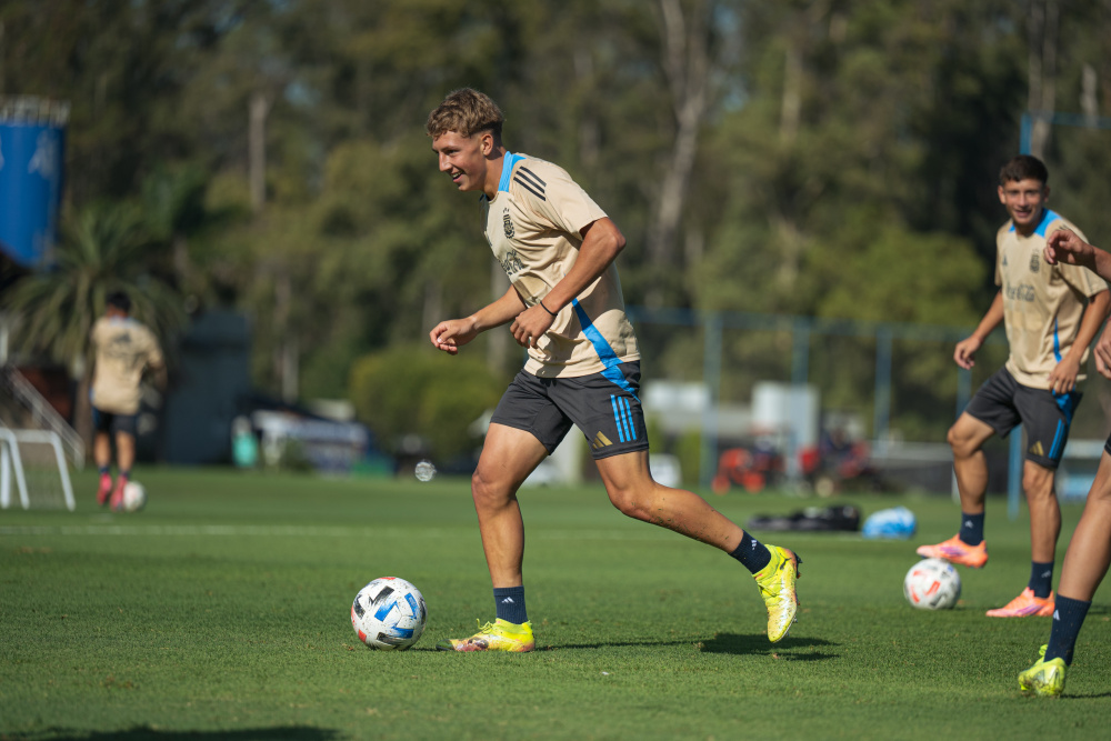 Sub 16: martes de actividad en Ezeiza