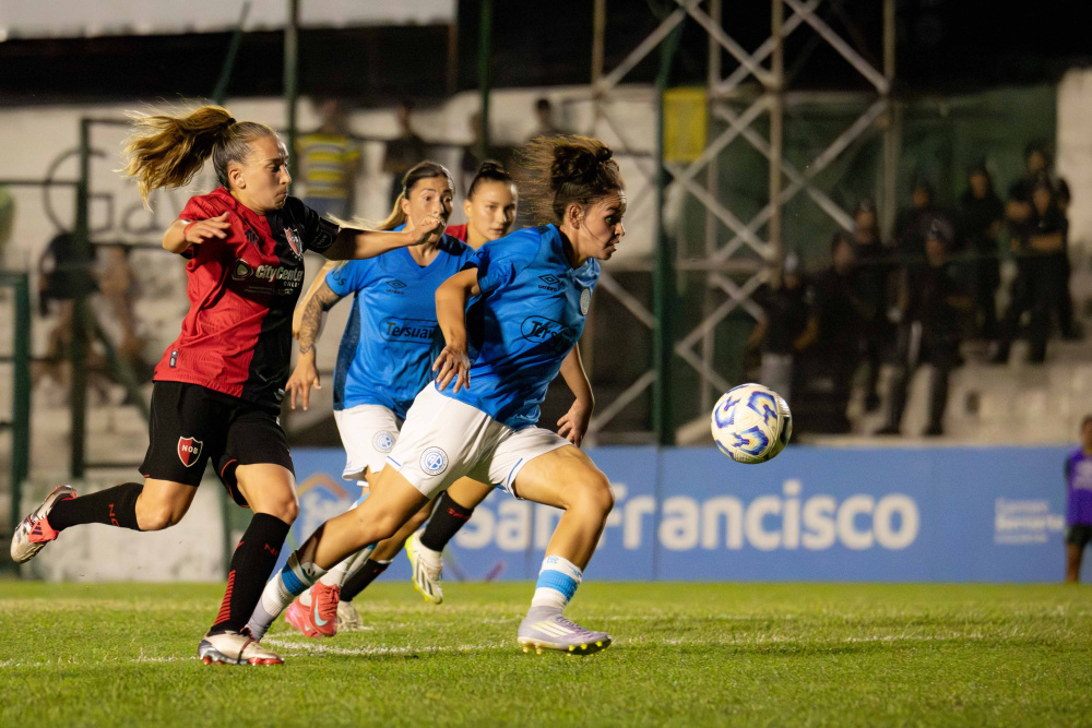 Trofeo de Campeonas 2025: Belgrano le ganó por penales a Newell's y clasificó a la Libertadores