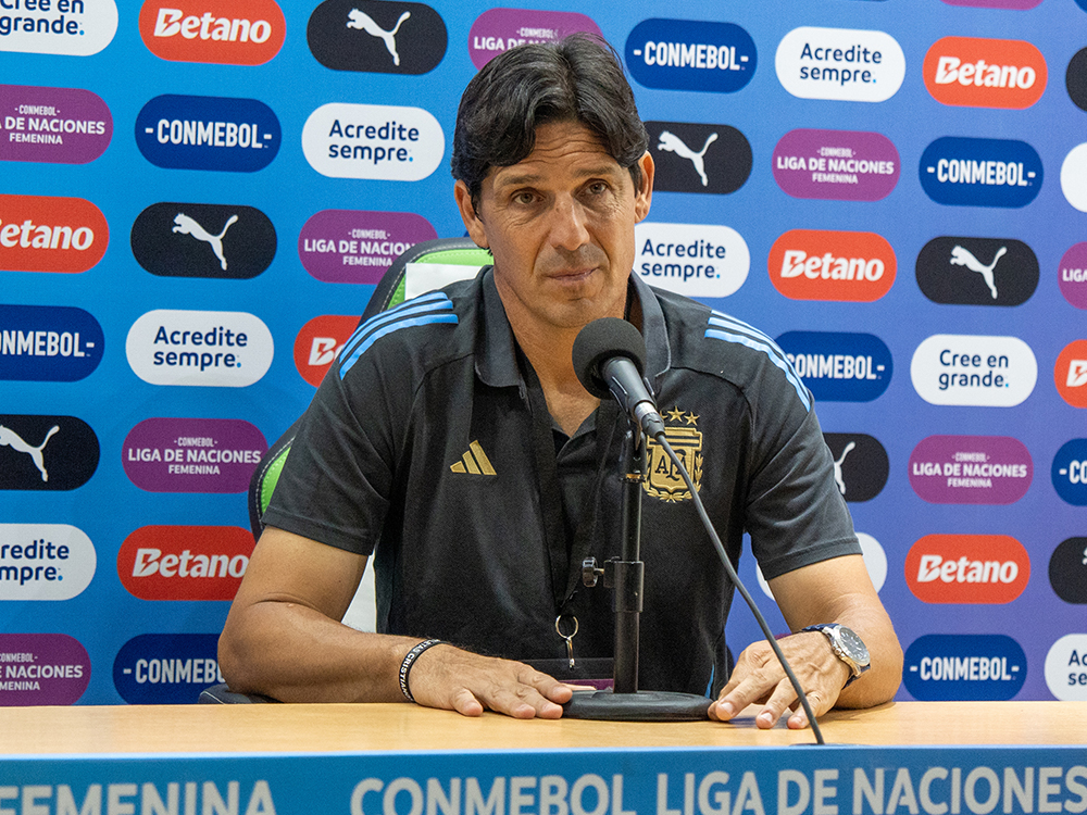 Conferencia de prensa de Germán Portanova tras la goleada de Argentina sobre Bolivia