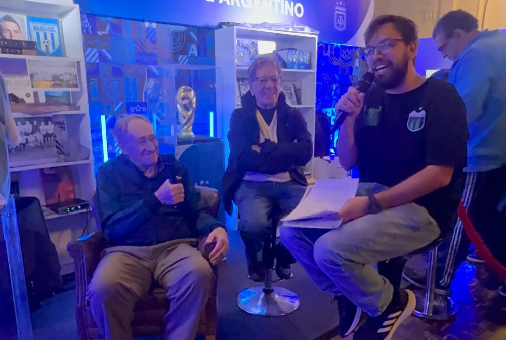 Nueva Chicago revivió una historia imborrable en la Feria del Libro