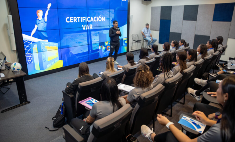 Certificación VAR Femenina