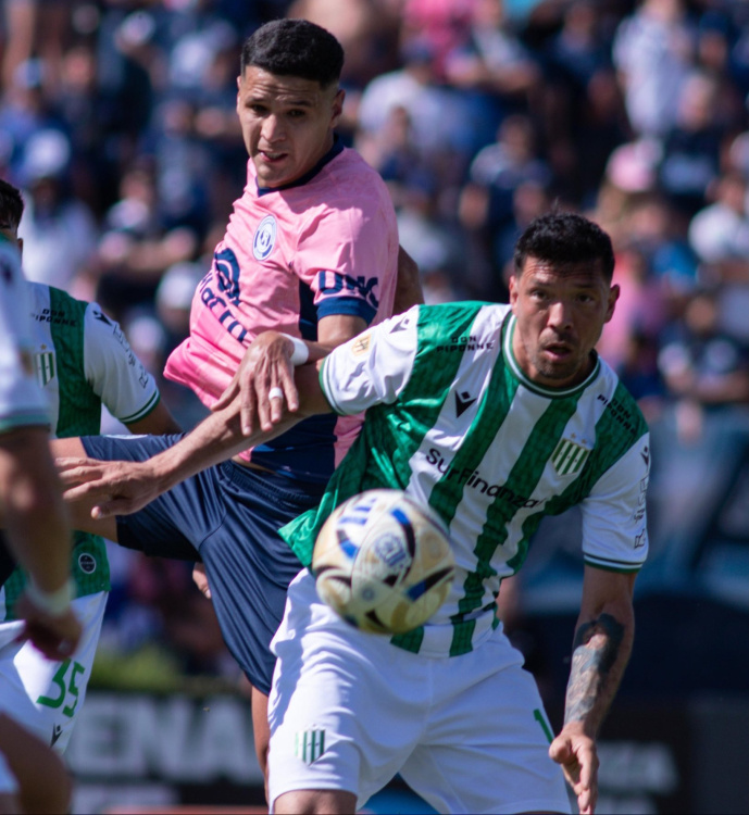 Banfield derrotó 2-1 a Independiente Rivadavia