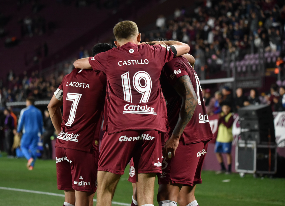 Lanús le ganó 2-0 a Godoy Cruz