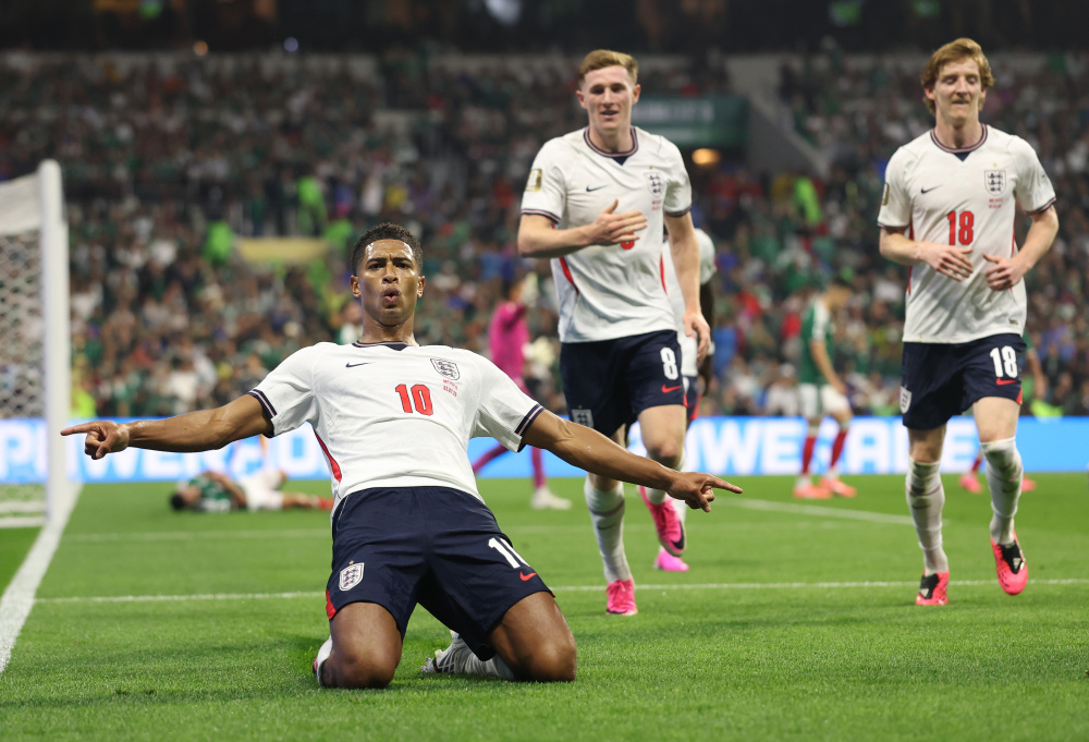 Inglaterra sobrevivió al empuje de México, ganó en el Azteca 3-2 y ahora se medirá con la Noruega de Haaland