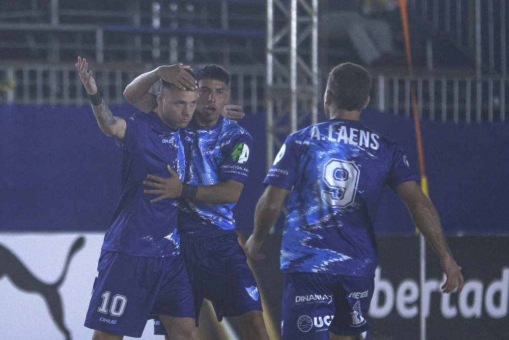 Argentino de Rosario enfrenta a Dávila, de Chile, en busca de la clasificación a cuartos de final