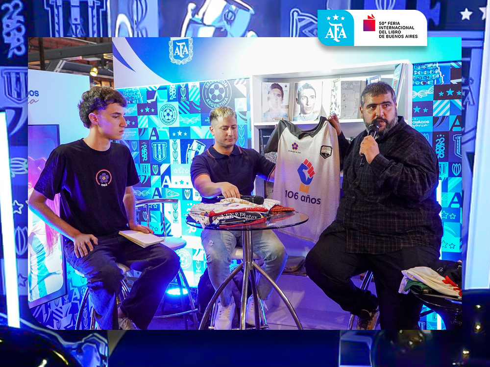 Las camisetas también cuentan historias: Deportivo Armenio brilló en la Feria del Libro
