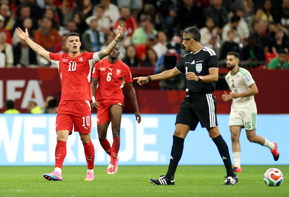 Suiza eliminó a Argelia y espera por Colombia o Ghana en los octavos de final