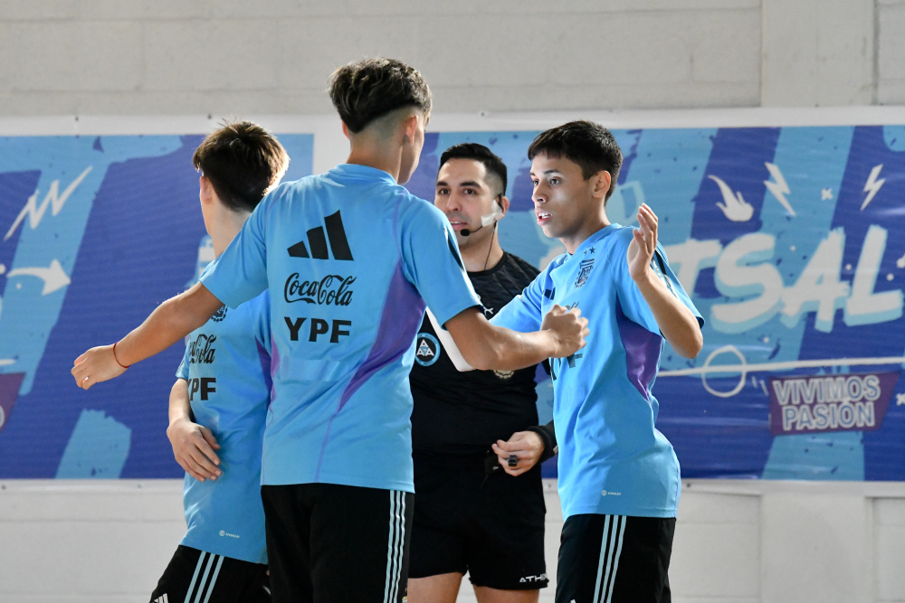 Futsal: el preseleccionado Sub 17 disputó un amistoso ante América del Sud