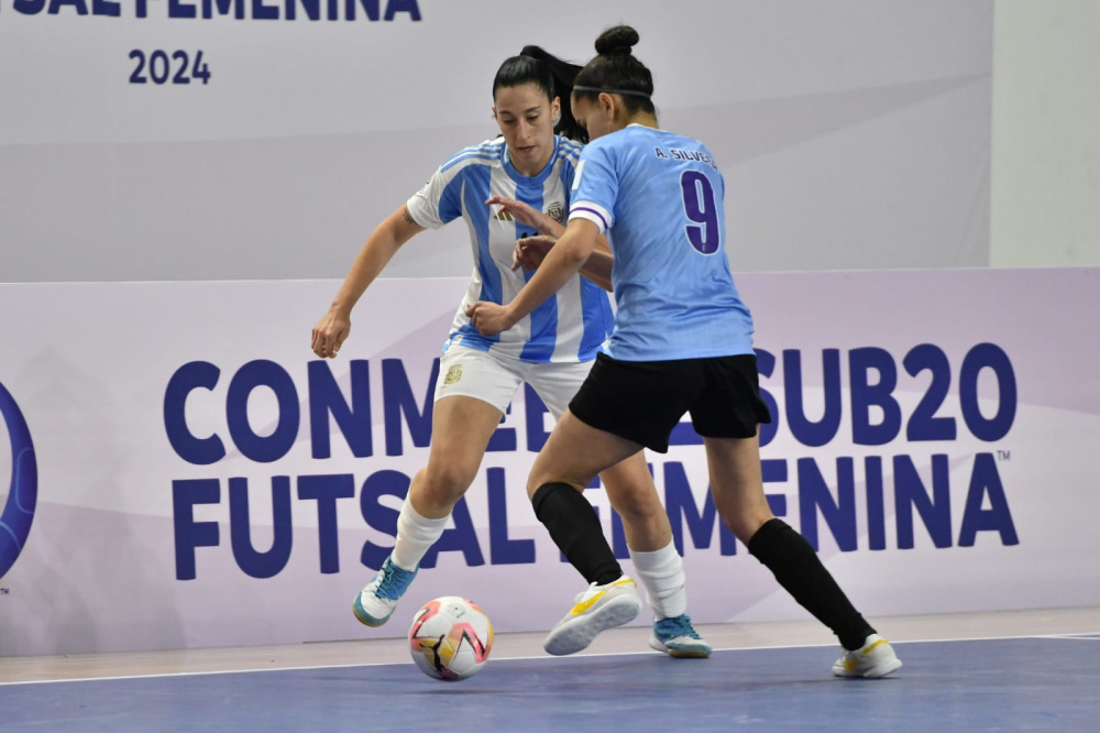 Argentina se impuso 4-1 ante Uruguay por la segunda fecha del Sudamericano de Paraguay
