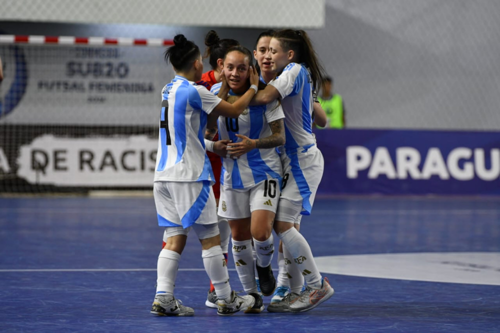 Argentina se impuso 4-1 ante Uruguay por la segunda fecha del Sudamericano de Paraguay