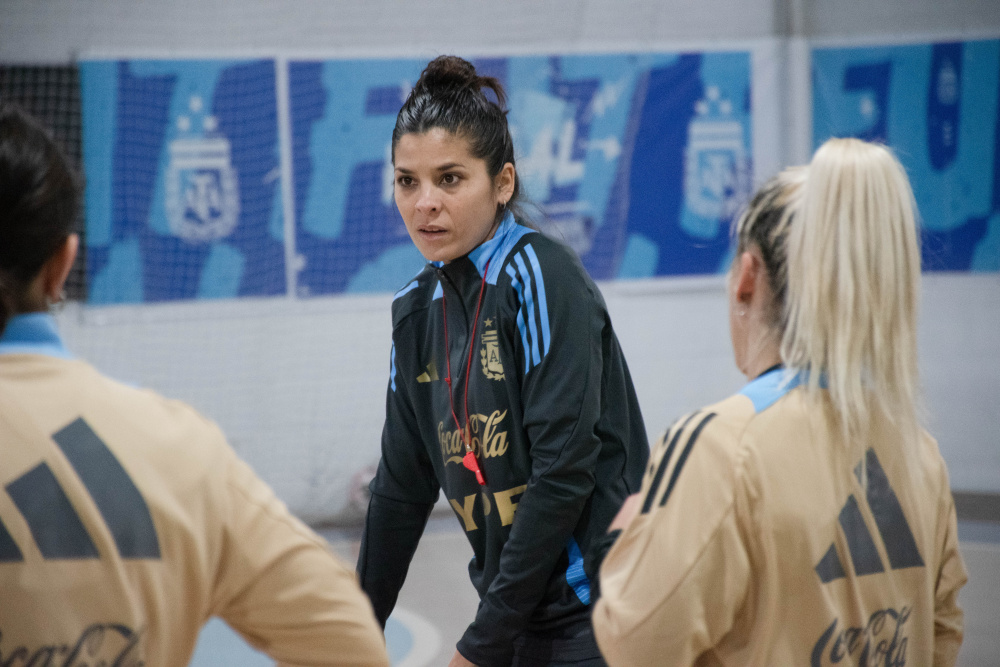 Tercer día de trabajo para la Selección Femenina en su preparación para la Copa del Mundo