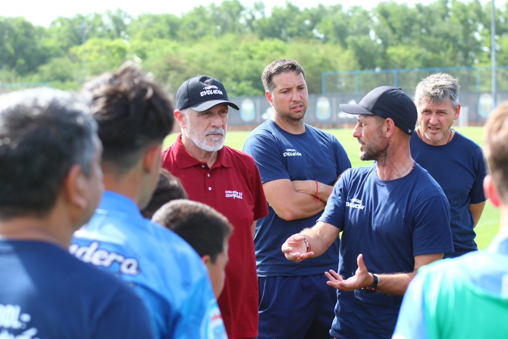 Se realizó el Curso Técnico en Fútbol Infantil en Ezeiza