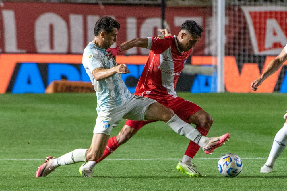 Argentinos Juniors y Atlético Tucumán empataron 0-0