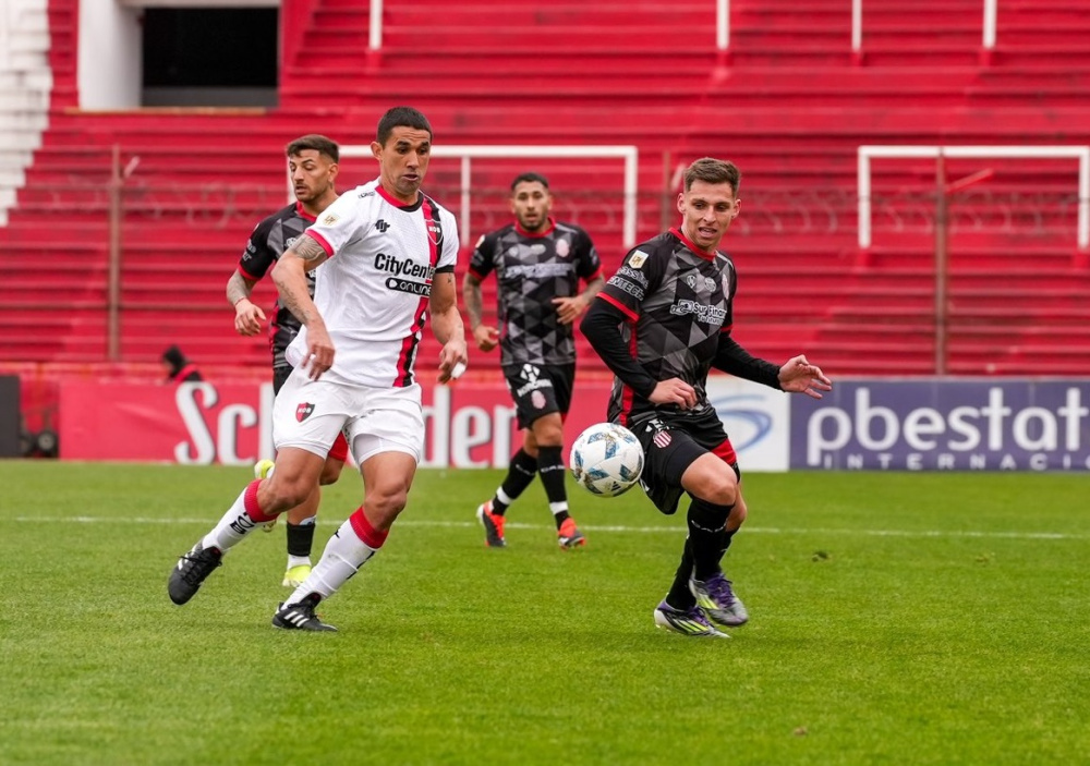 Newell's le ganó 1-0 a Barracas