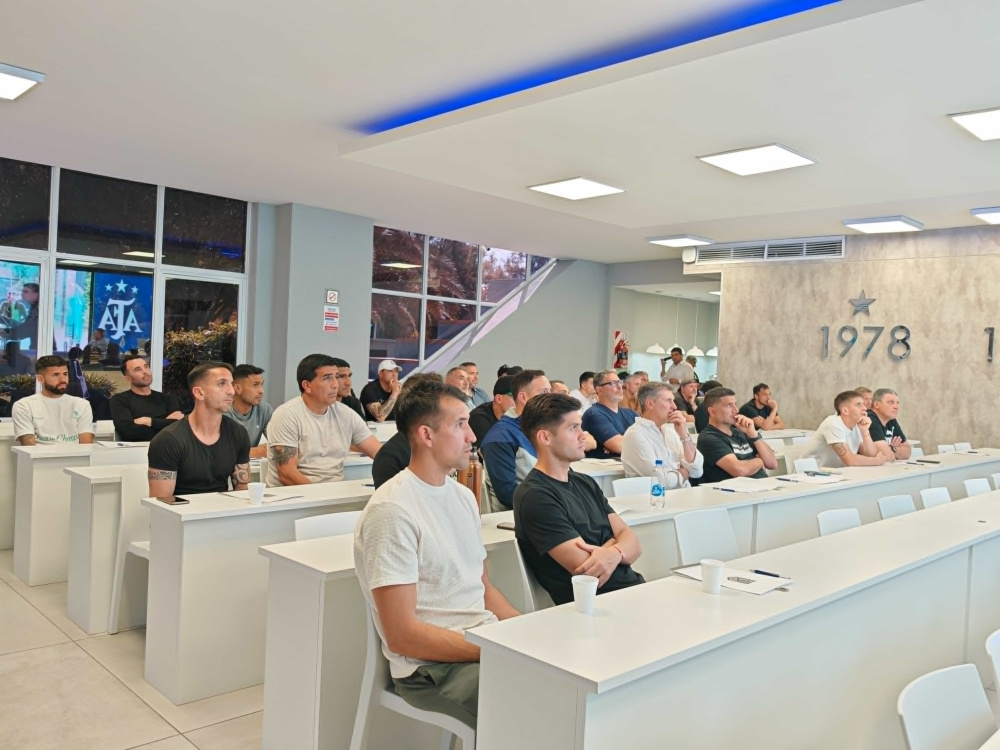 Reuniones arbitrales con los clubes de Primera Nacional y Primera División Femenina