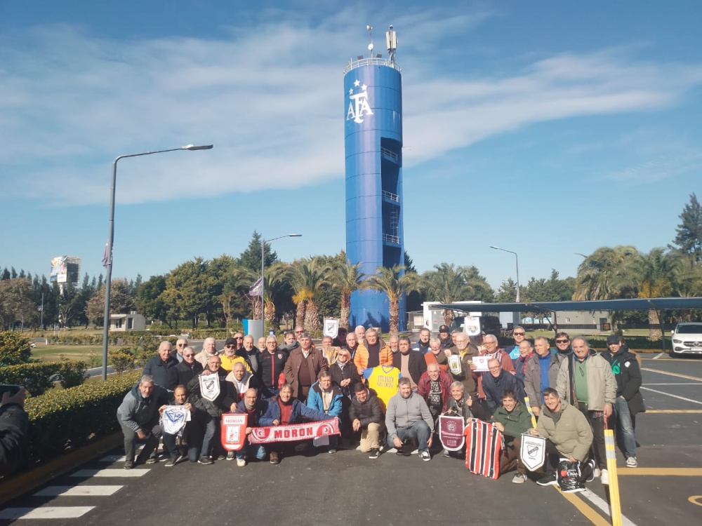 Los Vitalicios del Fútbol Argentino festejaron su Día en el Predio de AFA