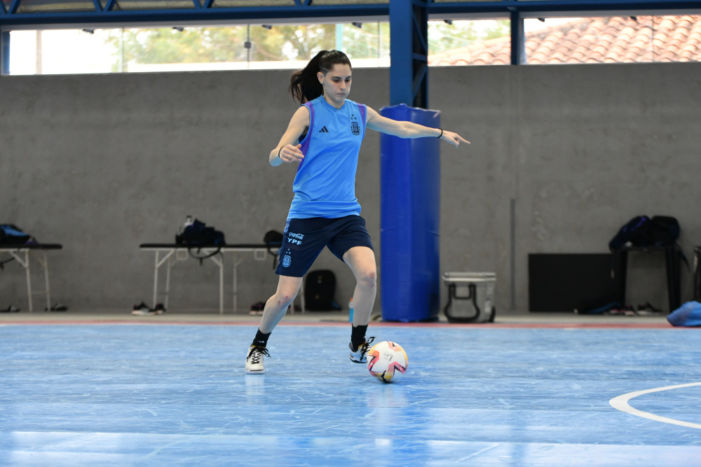 Argentina aprovechó la fecha libre y entrenó de cara al partido con Colombia