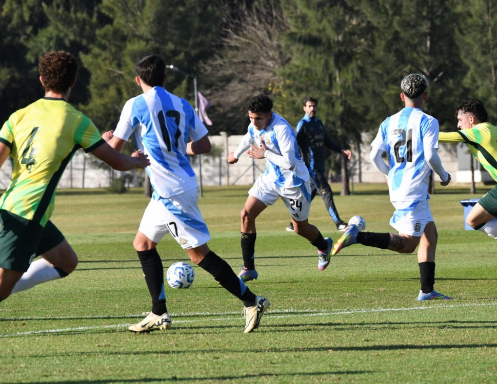 La Selección venció 2-1 a Australia en el primero de dos partidos