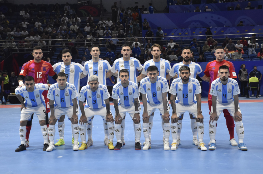 Argentina goleó 7-1 a Ucrania en el debut de la Copa Mundial de Futsal de la FIFA Uzbekistán 2024