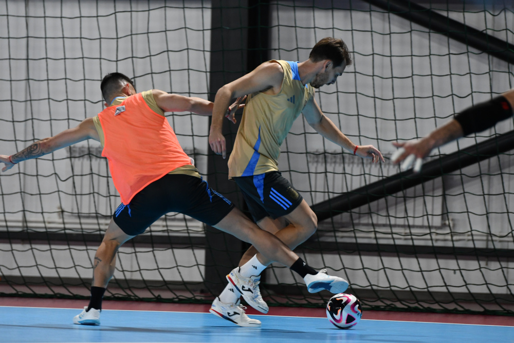 Anteúltimo entrenamiento de la Selección de Futsal previo al debut en la Copa del Mundo