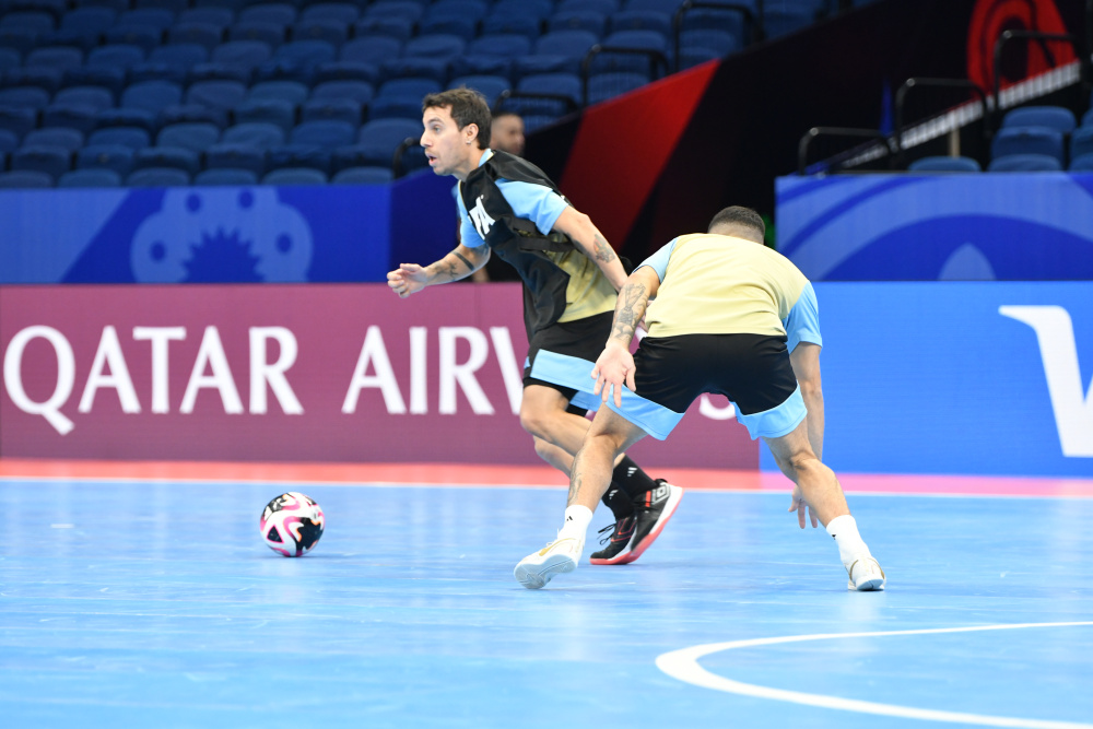 La Selección se entrenó en el Humo Arena de Taskent y está lista para enfrentar a Croacia