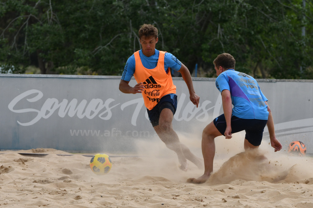 La Selección de Fútbol Playa completó otra semana de entrenamiento
