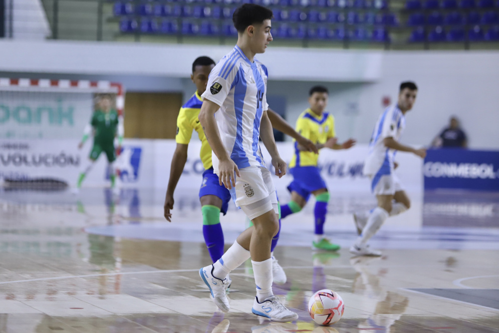 Final Liga Evolución 2024: Argentina cayó ante Brasil en la primera jornada de definiciones