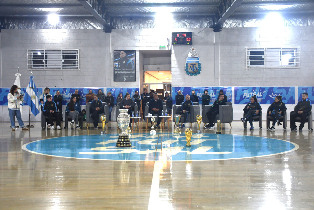 Los Clubes de Barrio dijeron presente en la Casa del Fútbol Argentino