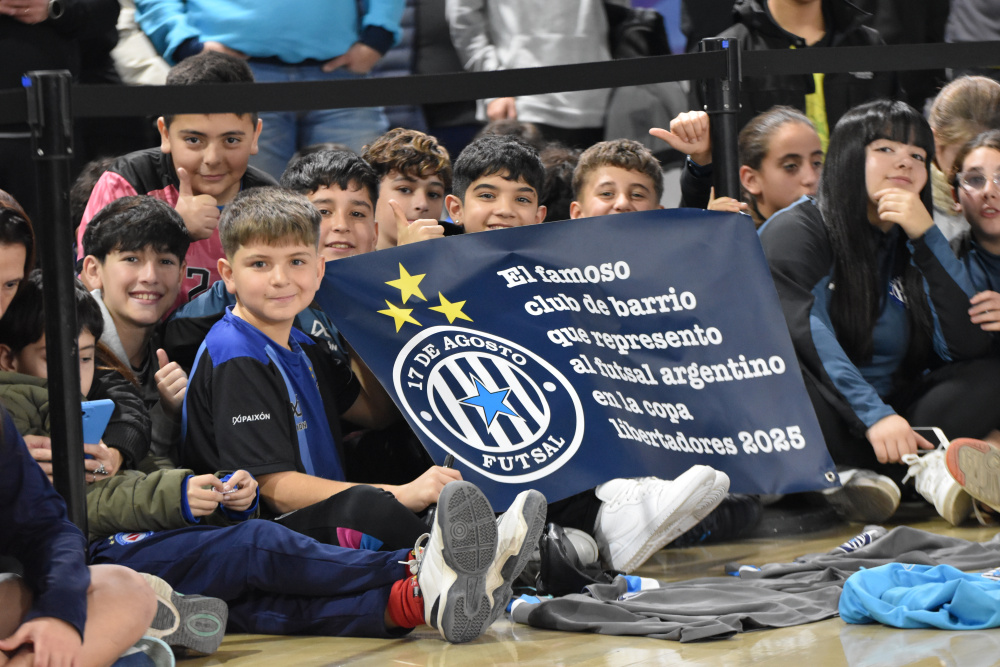 Los Clubes de Barrio dijeron presente en la Casa del Fútbol Argentino