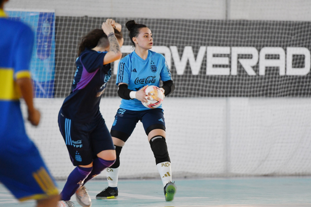 La Selección Sub20 Femenina de Futsal completó la semana de trabajo con una práctica con el Club Boca Juniors