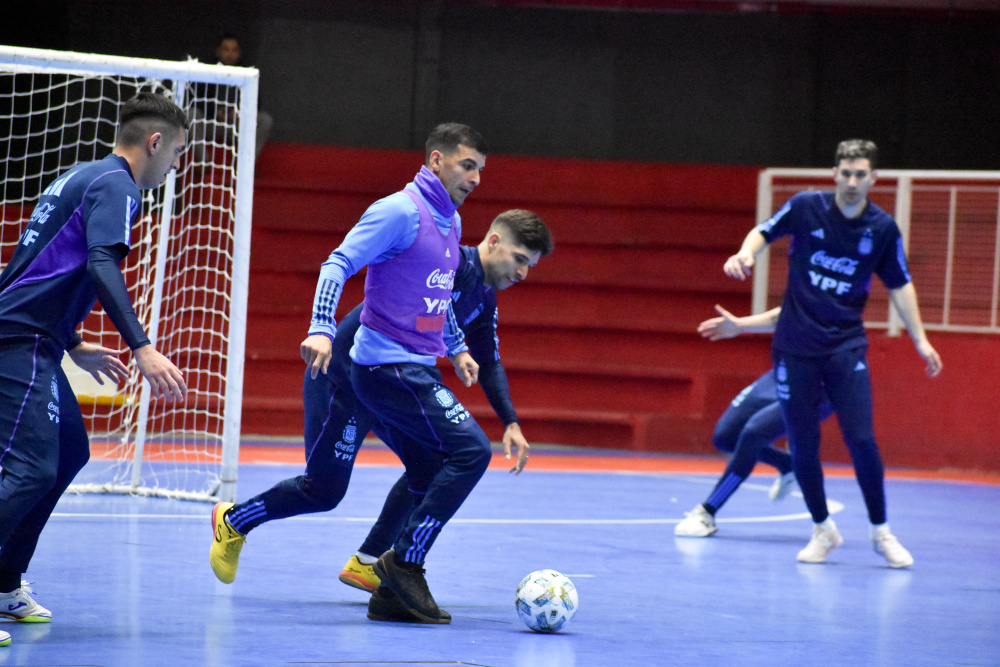 Futsal: la preselección mundialista se entrenó por la mañana