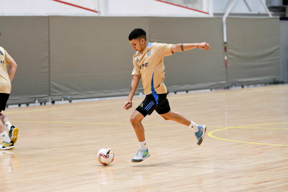 El Seleccionado Sub 20 nacional completó su preparación de cara a la semifinal ante Brasil