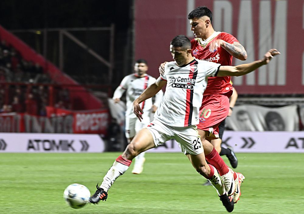 Triunfo de Argentinos ante Newell's