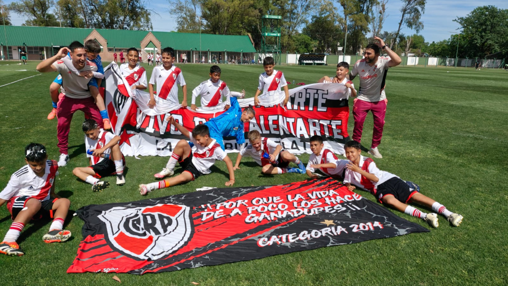 Los campeones del Fútbol Infantil