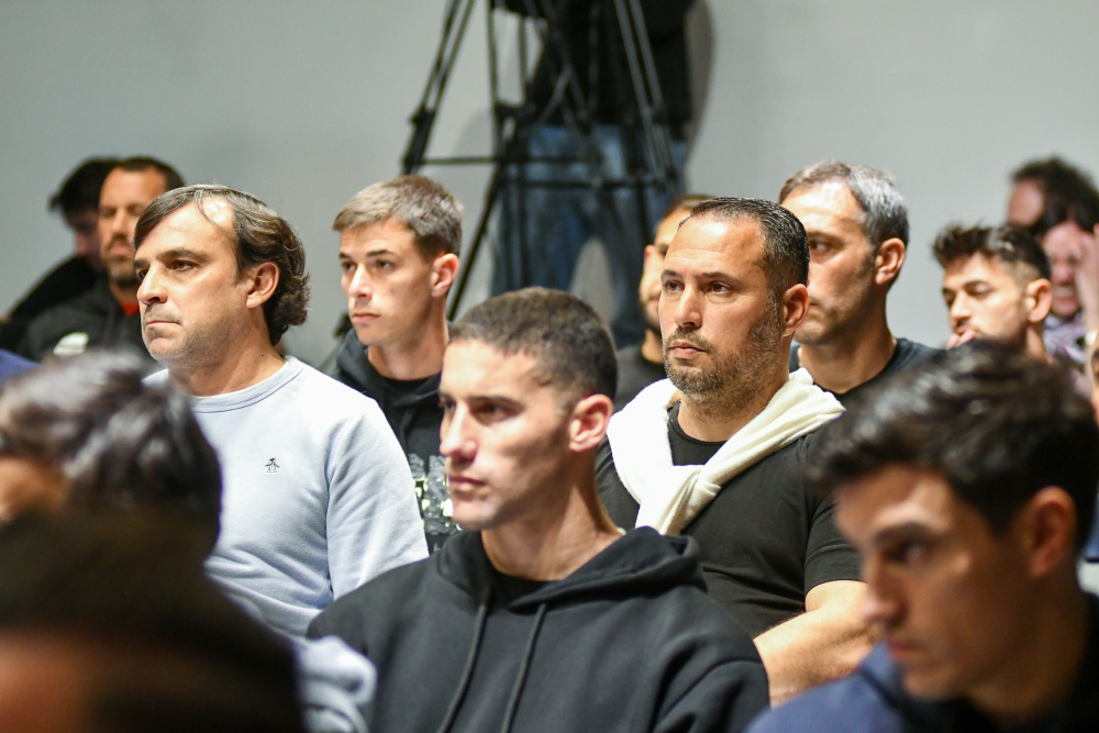 La Dirección Nacional de Arbitraje informó a los clubes acerca de la implementación de la directriz "Solo Capitanes"