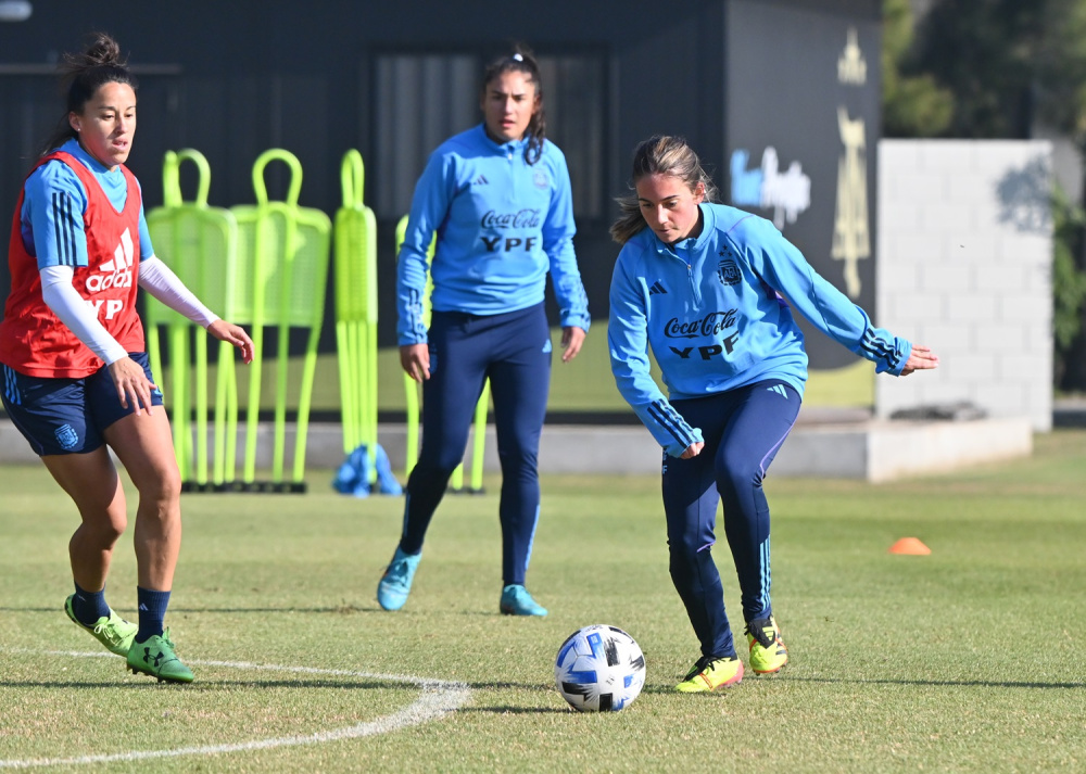 Último entrenamiento antes del segundo amistoso ante Uruguay